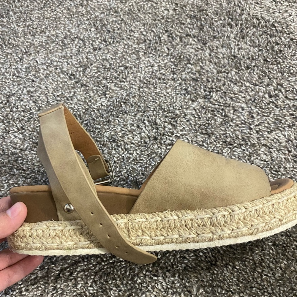 Amazon sandals